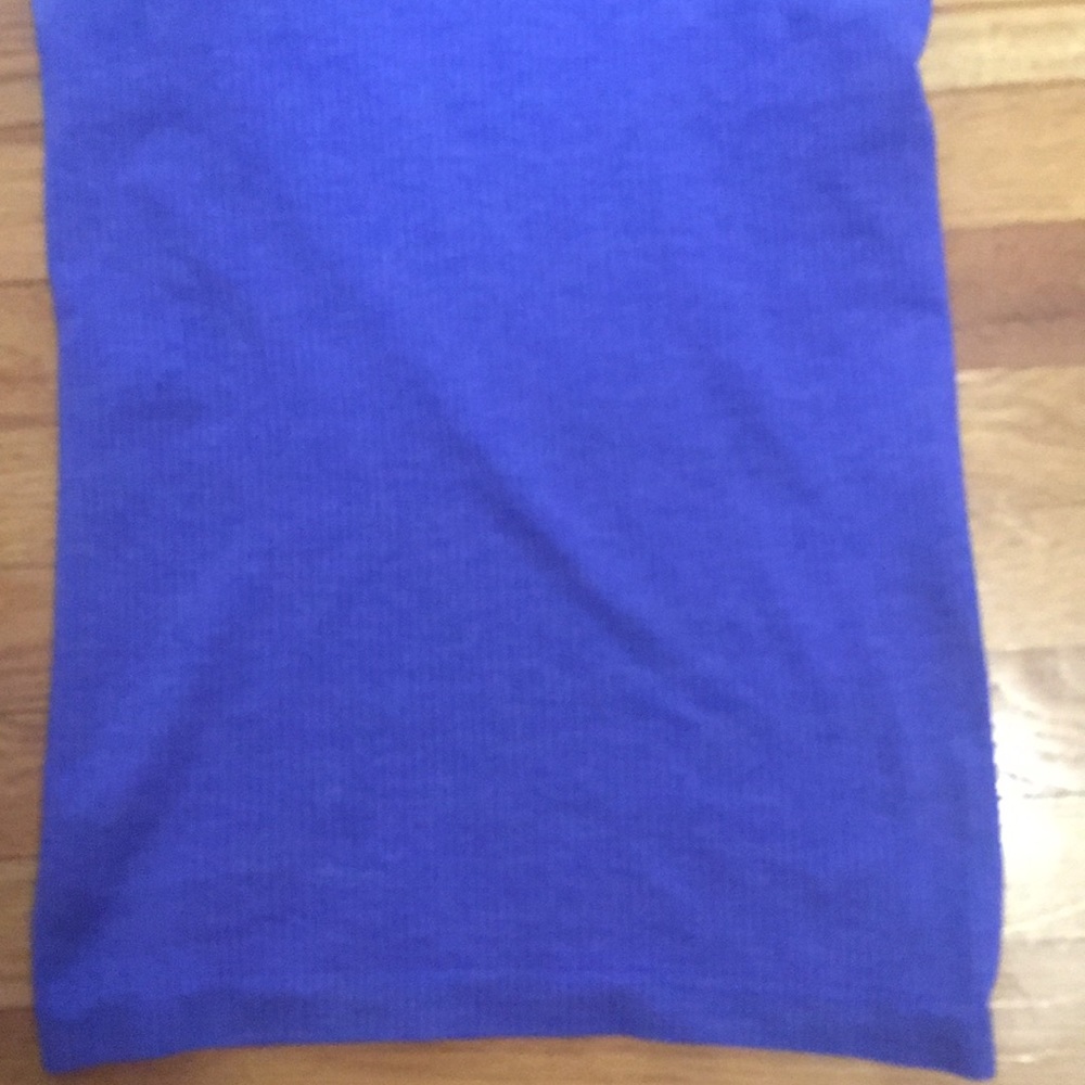 Lululemon purple ribbed tank with built in bra - Picture 6 of 6